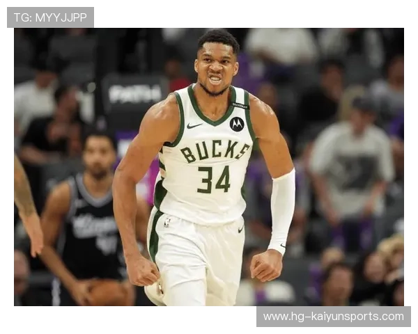 字母哥强势直进篮筐,雄鹿节段完美